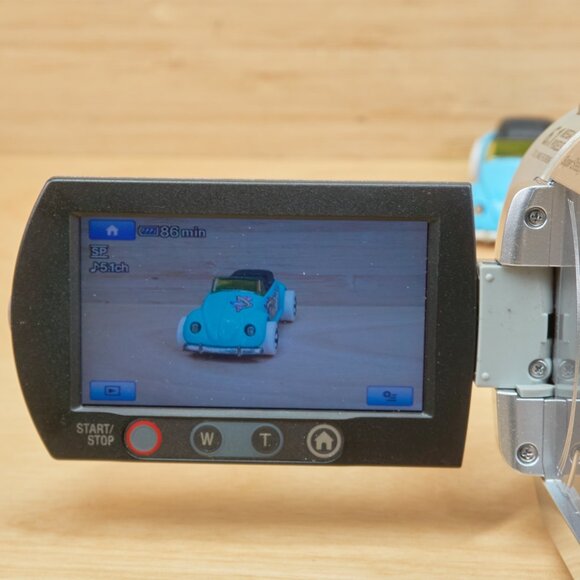 Sony Handycam DCR-DVD508 Mini DVD Hybrid Camcorder, Made in Japan - Picture 5 of 9